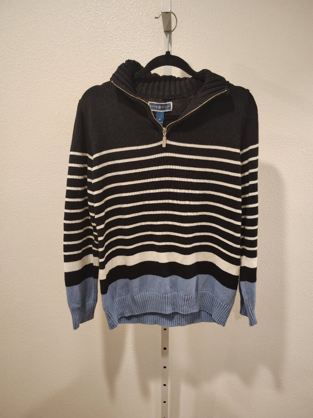 Karen Scott Women's Sweater Size Medium Quarter Zip Neckline Stripes Color Block